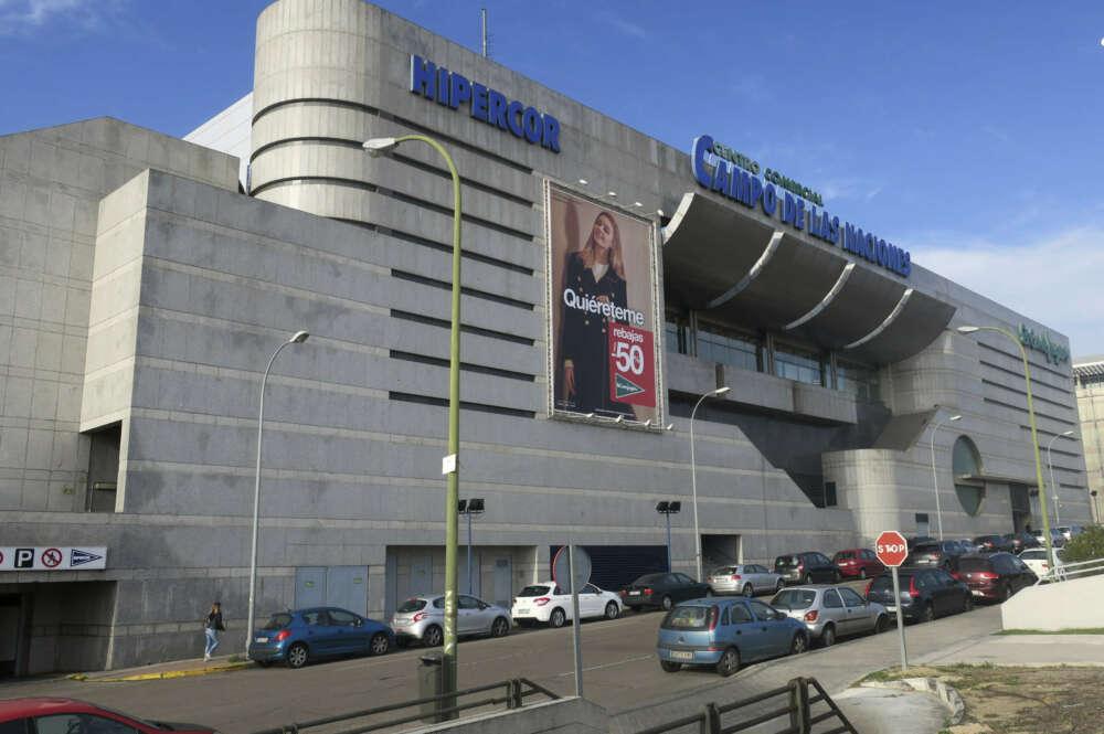 El Corte Inglés da la espalda al mercado de bonos tras conseguir el favor de la banca