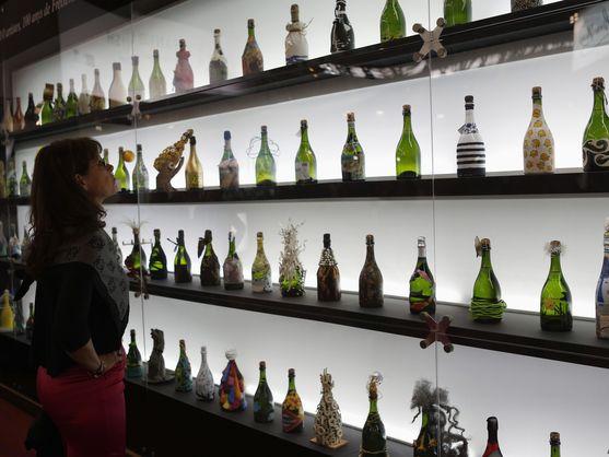 Grifols, Carlyle, Henkell… los nuevos amos del cava, víctimas de la guerra de Ucrania