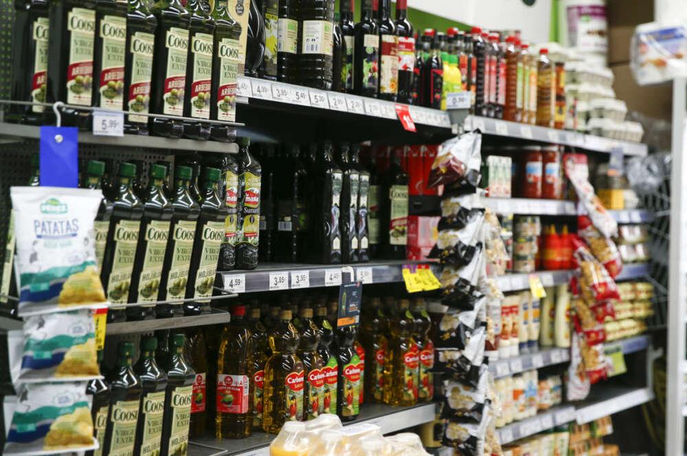 El aceite estrecha márgenes un 30% pese a la subida de los precios