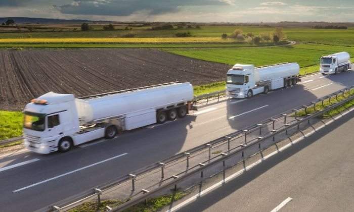 La Plataforma de transportistas suspende «temporalmente» el paro después de 20 días