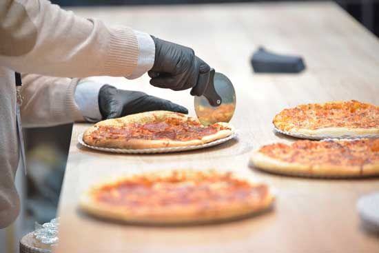 La subida de materias primas lleva al encarecimiento de las cartas de los restaurantes ￼￼