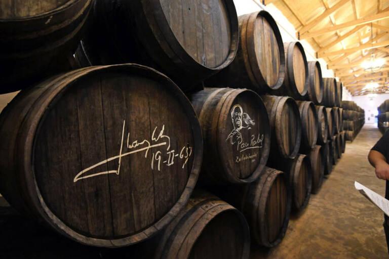 Las Destilerías Bernal de El Palmar (Murcia): la casa del brandy que se «mima» y llega hasta el Vaticano