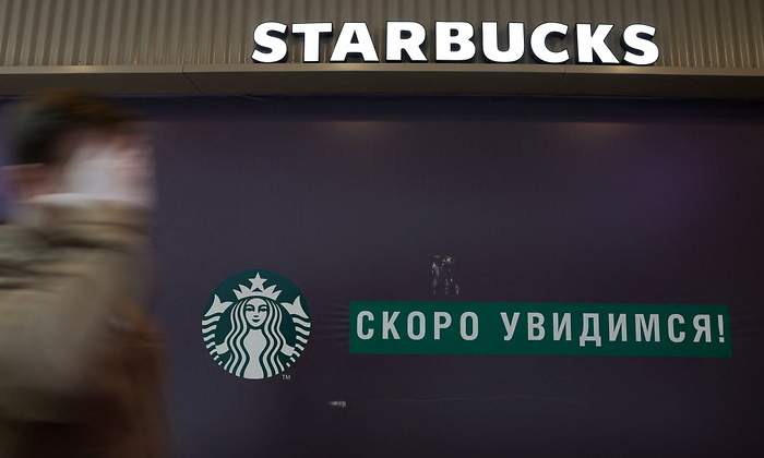 Starbucks anuncia que echa el cierre en Rusia después de 15 años
