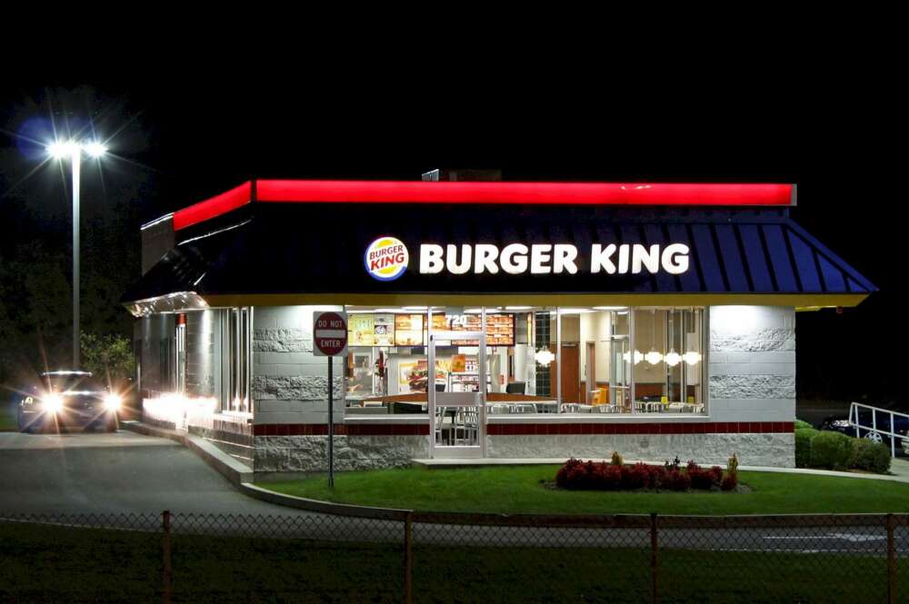 Burger King España pierde 12 millones en 2021 tras pagar un bonus millonario al consejo