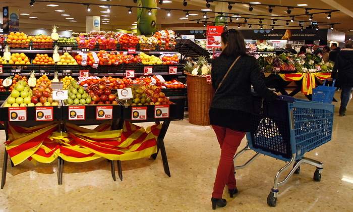 La cesta de la compra se vacía un 3% pero se encarece un 6,8% en mayo