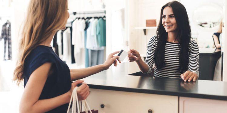 Solo un 20% de los comercios españoles visitados por turistas ofrecen devolución de IVA￼