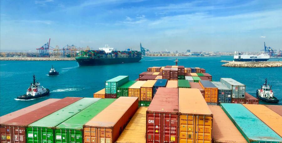 Contención en el precio del transporte marítimo y reducción de la congestión portuaria a nivel mundial ￼