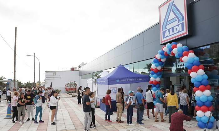 Aldi desembarca en Canarias con la apertura simultánea de cuatro tiendas