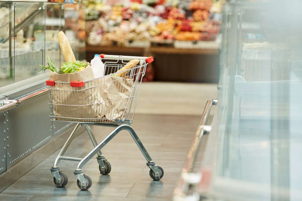 Las marcas blancas ganan con la inflación: ya superan el 40% de las ventas de los supermercados