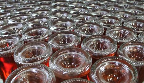 La falta de vidrio retrasa el embotellado del cava de alta gama