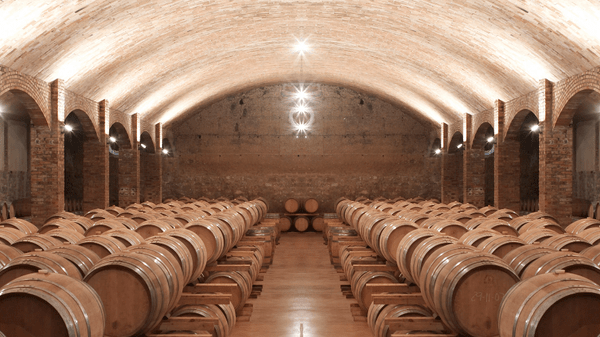 La escasez de botellas de vidrio paraliza el envasado de vino en las bodegas catalanas