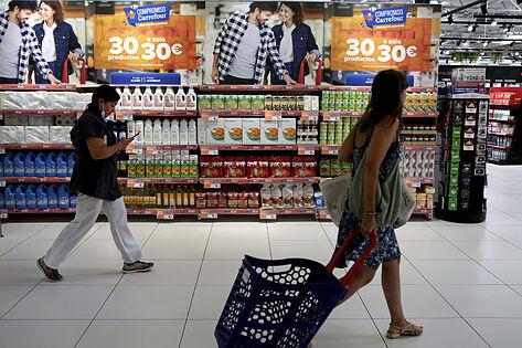 La inflación impacta de lleno en los alimentos sanos y condena a los vulnerables a la dieta basura