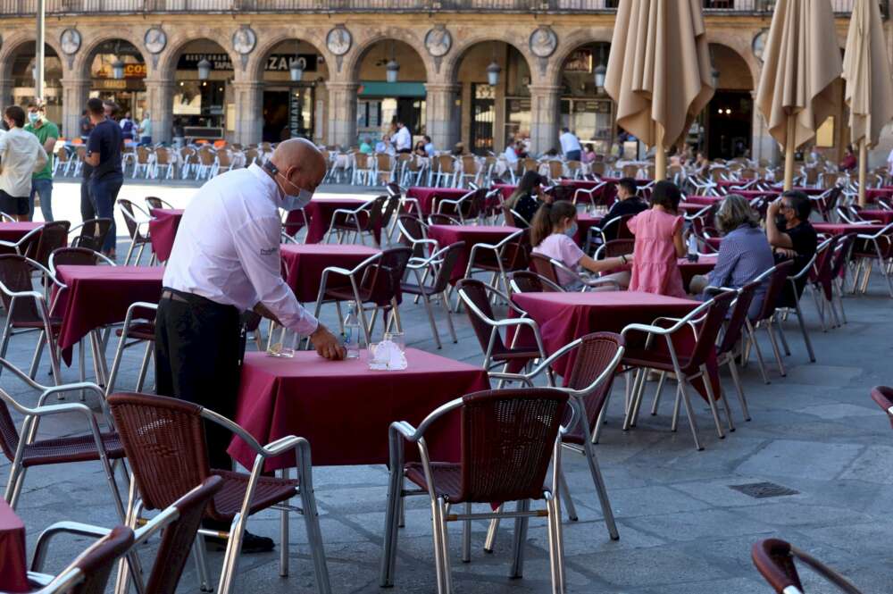 La crisis de los restaurantes: los españoles comen fuera de casa 10 veces menos que hace 3 años