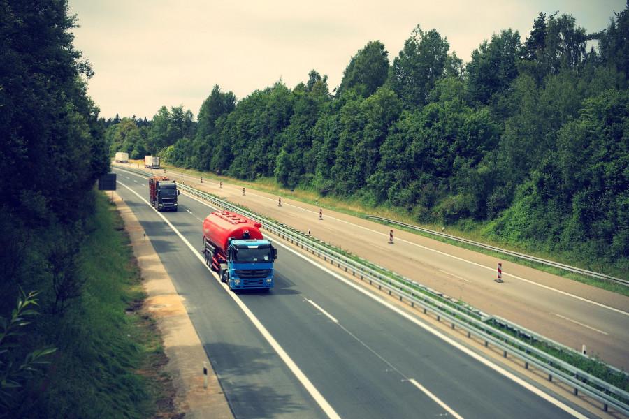 Empresas cargadoras y de distribución preparadas para la entrada en vigor de la nueva prohibición de carga y descarga por parte de los conductores￼