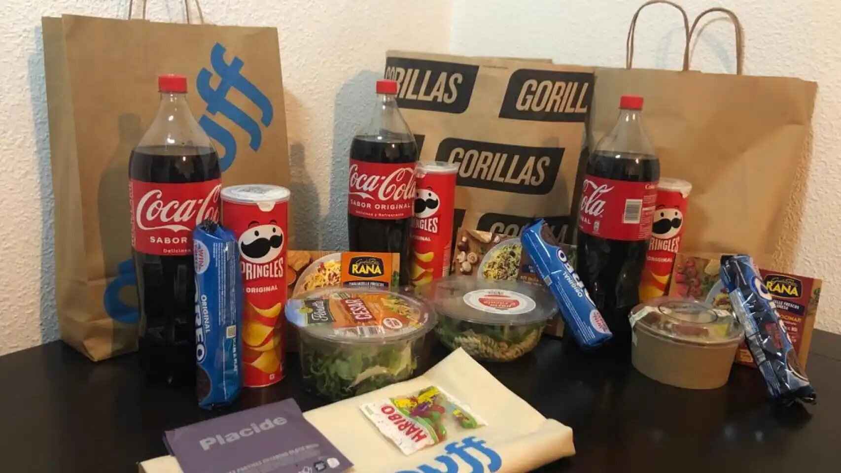 Auge y caída de los «supermercados fantasma»: 13.000 despedidos tras su «boom» por la pandemia