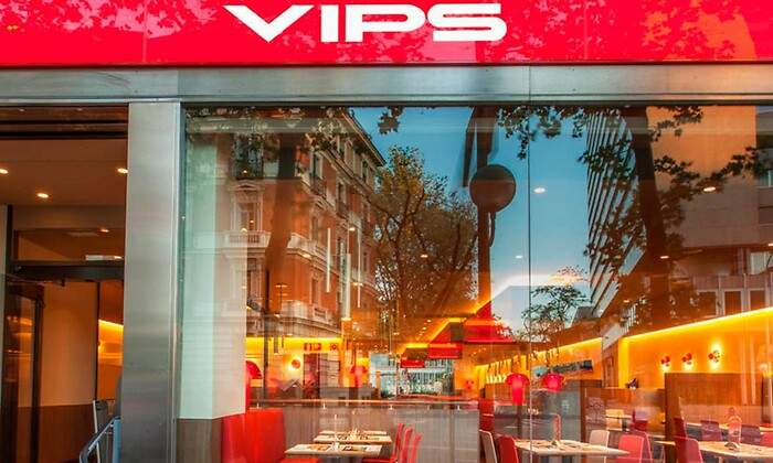 La dueña de Vips y Foster’s Hollywood pierde 7,6 millones y factura todavía un 20% menos que en 2019