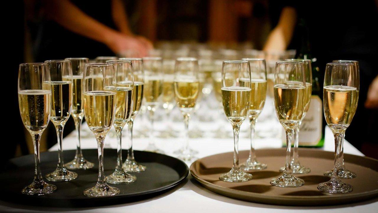 El cava se aprovecha de la crisis del champán y aumenta su facturación un 10%
