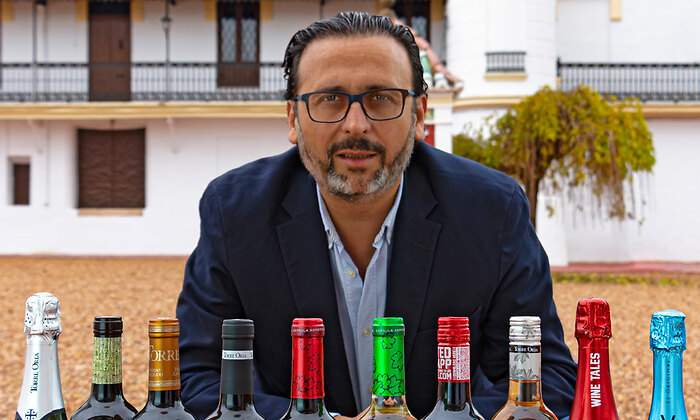 Portobello compra el 35% de Bodegas Torre Oria para impulsar su crecimiento internacional