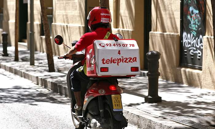 KKR venderá Telepizza tras renegociar su alianza con Yum! y reestructurar deuda