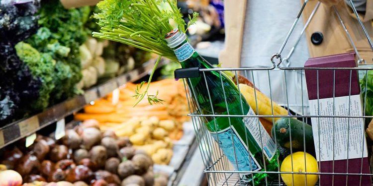 La mitad de los españoles señala el coste como principal barrera para llevar una vida más sostenible