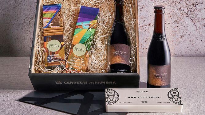 Cervezas Alhambra lanza un pack navideño con los chefs Paco Morales y Lucía Freitas