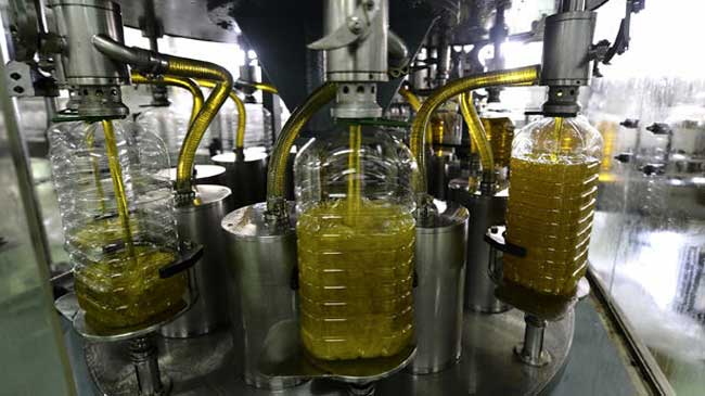 El misterio del aceite de oliva: el precio baja en las lonjas y sube en los supermercados