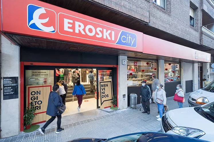Eroski «se sube al carro» de los descuentos en la cesta de la compra en plena guerra de precios