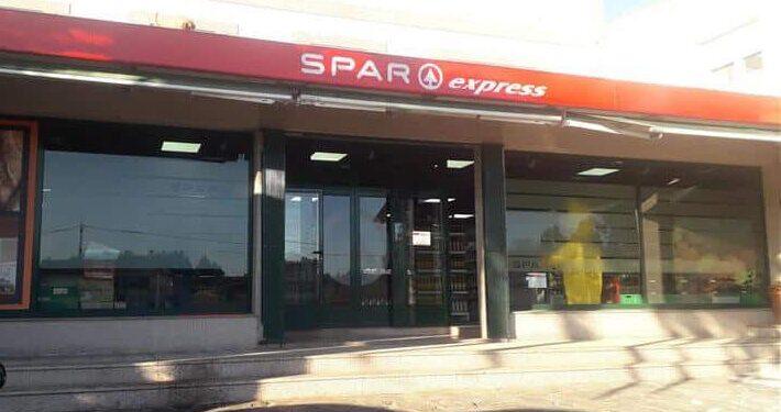 Spar y Froiz refuerzan su red de tiendas de La Coruña