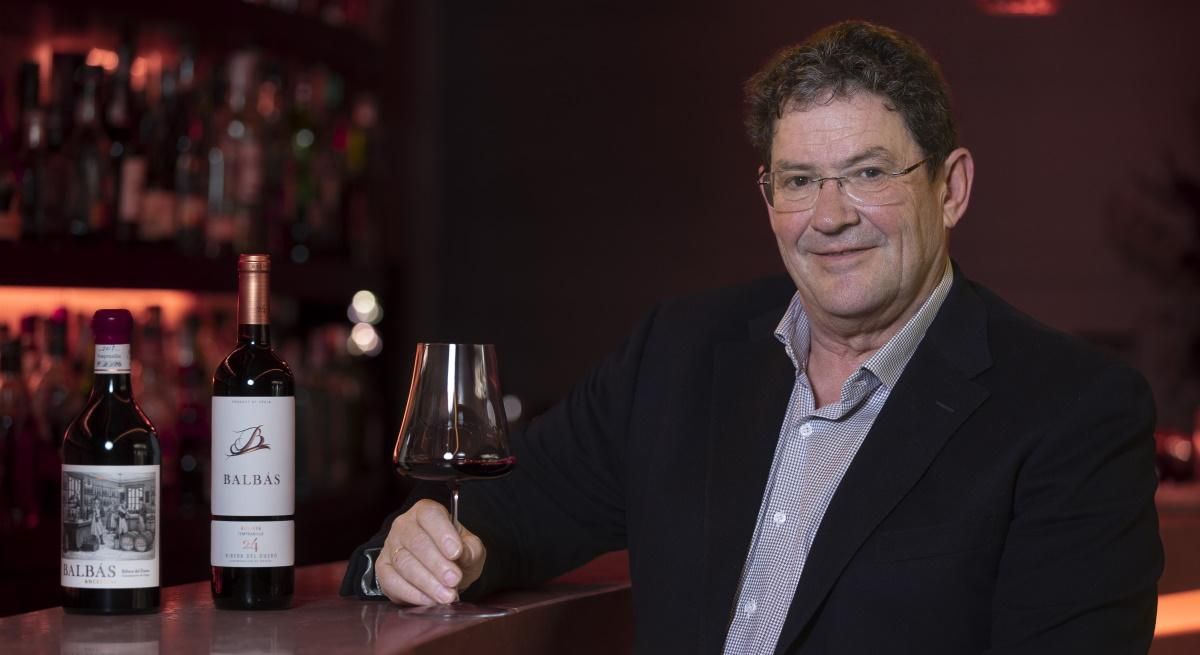 Juan José Balbás (Bodegas Balbás): «Lo único que no se puede comprar en el mundo del vino es el origen de la uva»