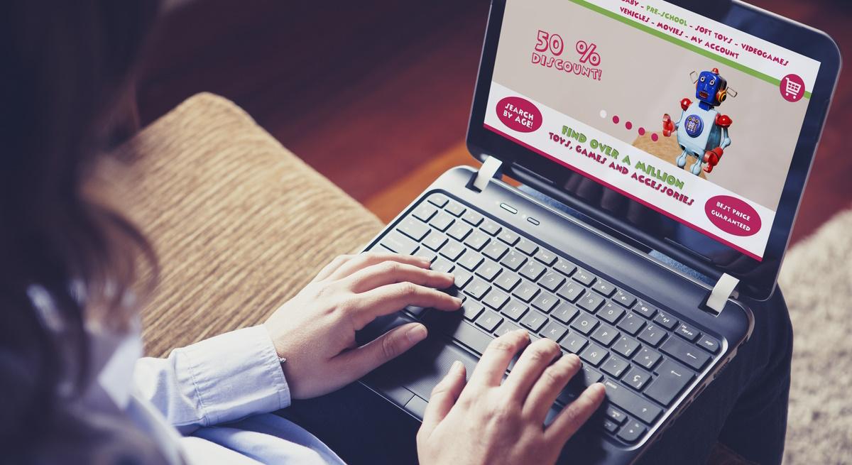 Un tercio de los españoles hará más compras «online» este año en busca de ahorro