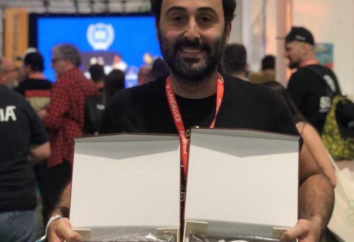 Dos medallas más a la cerveza Grahame Pearce