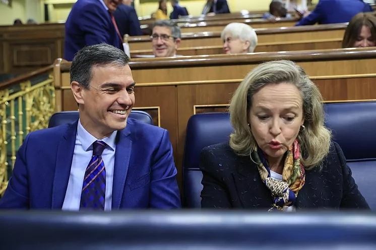 El Gobierno descarta en el plan enviado a la UE una fuerte subida de sueldos y de beneficios en España