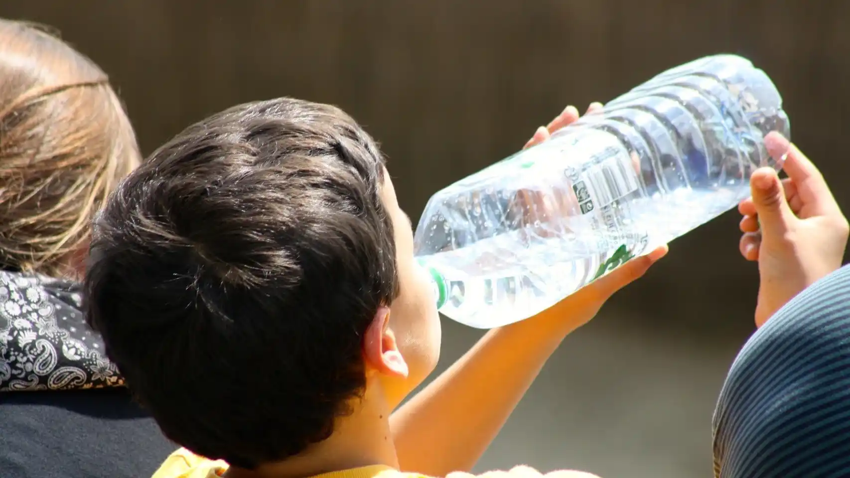 El precio del agua mineral se dispara en plena sequía y vaticina un verano récord ante las restricciones