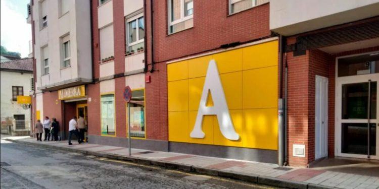 Alimerka y Grupo MAS continúan con su plan de reforma de tiendas