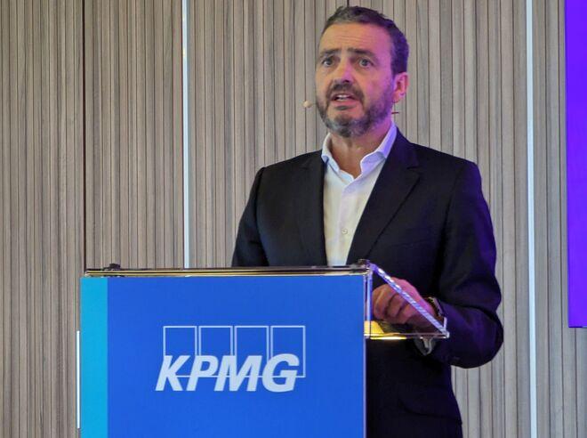 Estudio Perspectivas 2023 de KPMG: los fabricantes rebajan sus expectativas