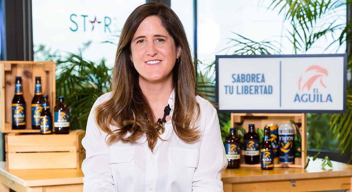 No estaba muerta: la cerveza El Águila regresa con fuerza del pasado y lidera el crecimiento en Heineken