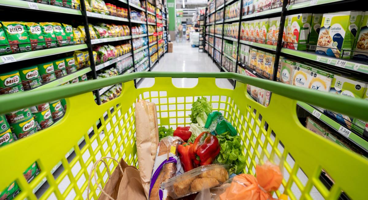Seis de cada 10 supermercados prevén vender menos este año y el 70% apostará por promociones
