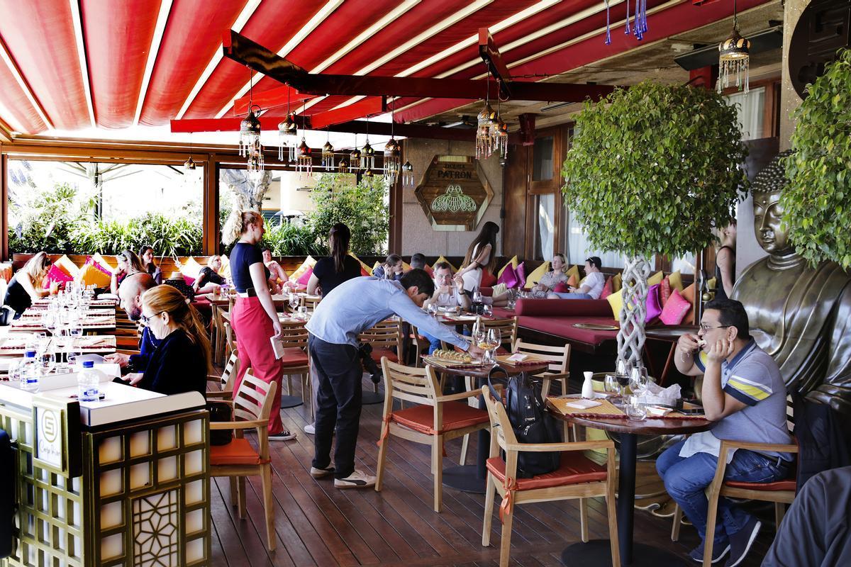 Comer en un restaurante sale casi un 9% más caro ahora que hace un año