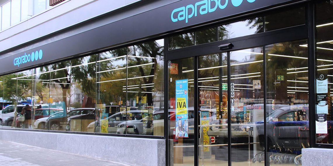 Caprabo facturó 743,6 millones en 2022, un 3,6% más, y culmina su plan de transformación