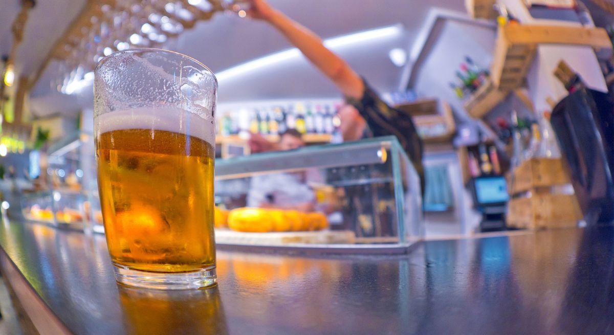«En este bar no se sirven cañas»: el fin de la tradición de la cerveza en vaso pequeño