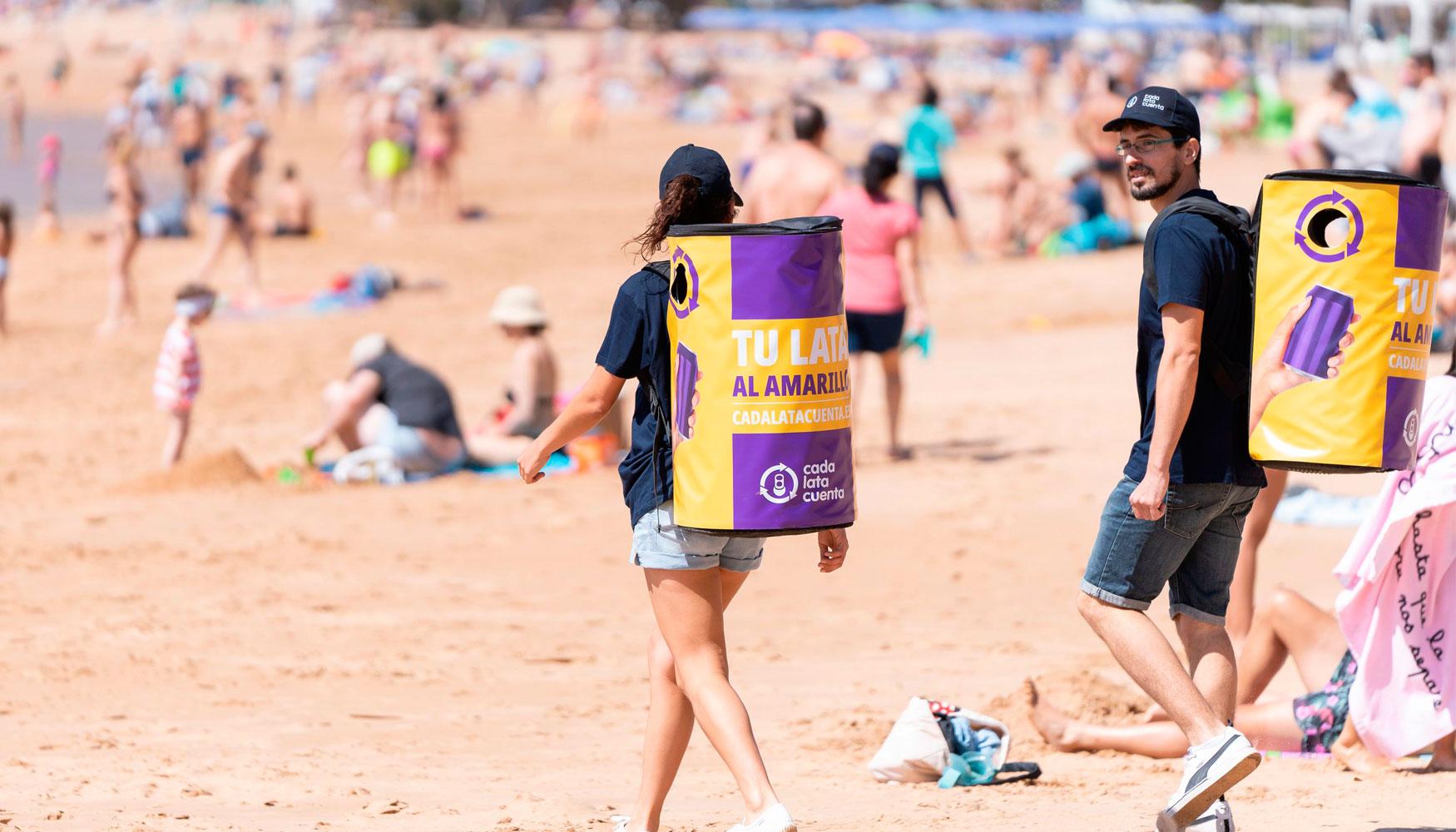 Vuelve a las playas españolas la campaña de reciclaje ‘Tu Lata Al Amarillo’