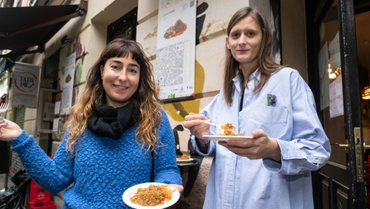 Cerveza El Águila comienza su colaboración con Tapapiés
