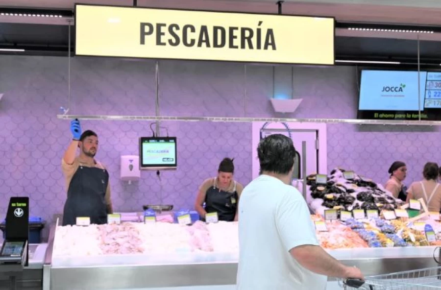 Family Cash abre su primera tienda en Valencia