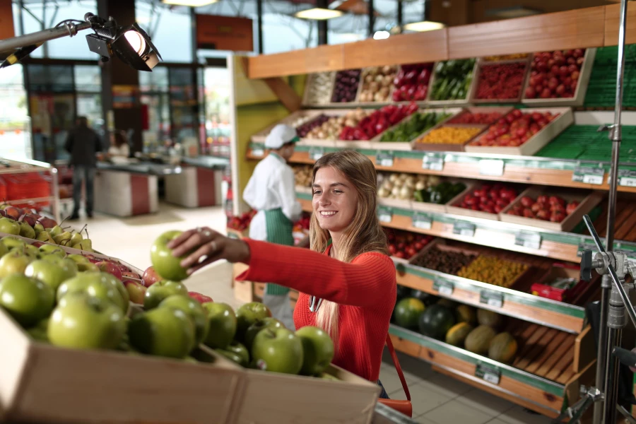 Las empresas de distribución alimentaria preparan la ‘Operación Despensa’