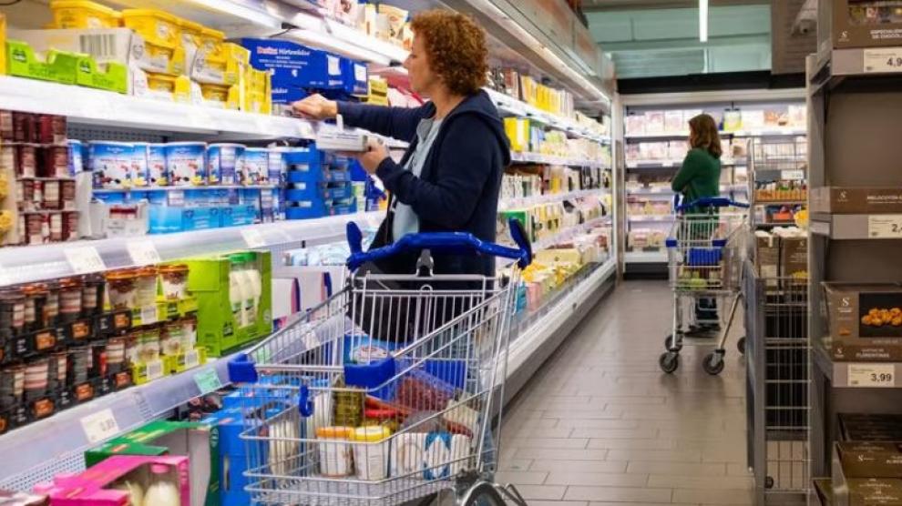 Un mismo producto de alimentación puede ser hasta un 40% más caro según la ciudad en la que se compre, según Facua
