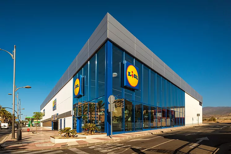 Lidl gana la «guerra de precios» pero Mercadona se afianza como líder absoluto con récord de cuota de mercado