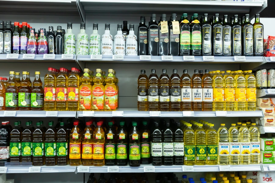 La OCU pide control al MAPA para evitar la especulación en la cadena de producción del aceite de oliva