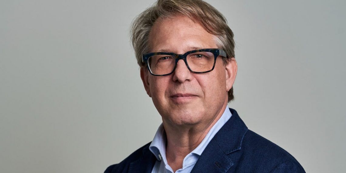 Benjamin J. Babcock, nuevo presidente de Dia tras la salida de DuCharme