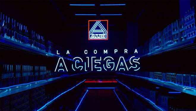 Aldi presenta la ‘Compra a ciegas’, una acción para promover su marca propia