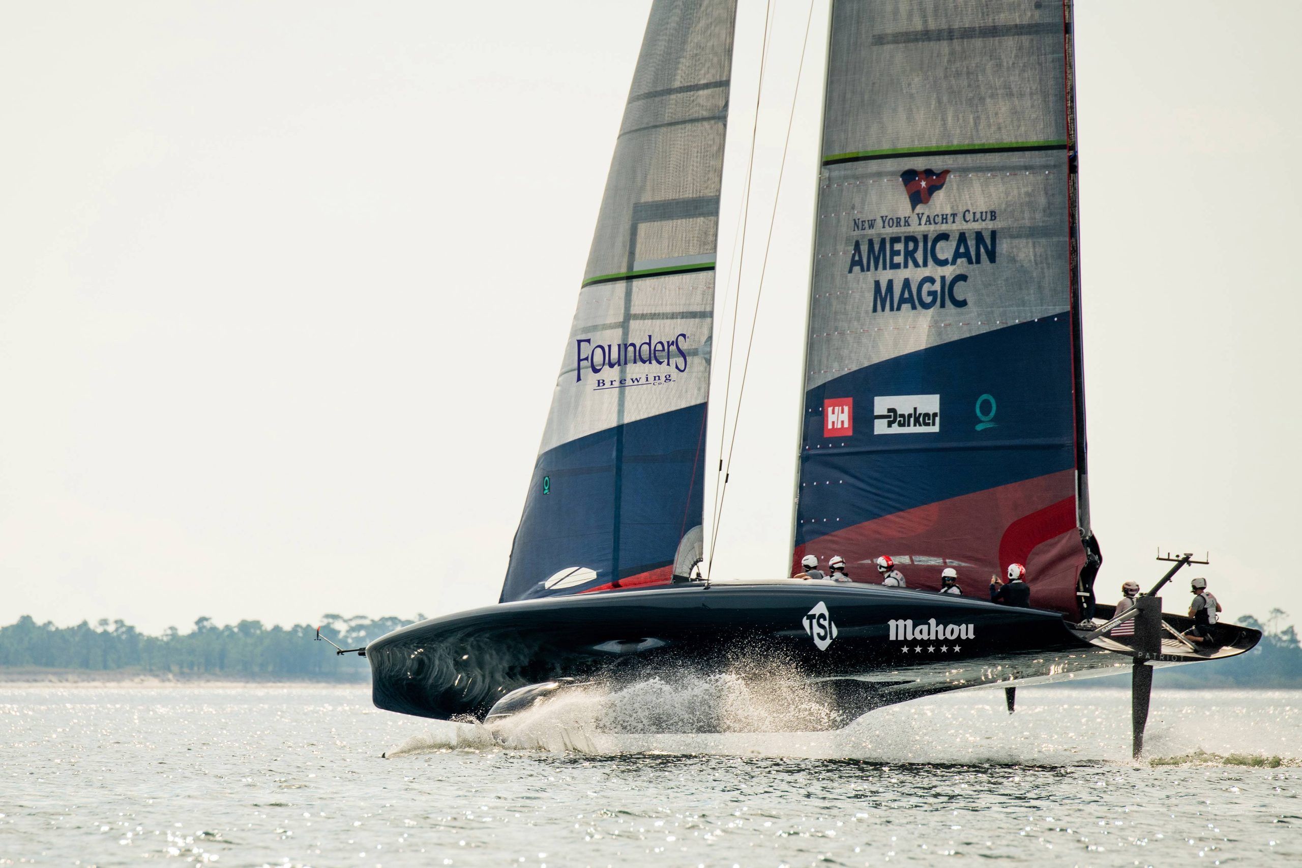 MAHOU SAN MIGUEL PATROCINADOR DEL ÚNICO EQUIPO AMERICANO REPRESENTANTE EN LA COPA AMÉRICA DE VELA, EL NEW YORK YACHT CLUB AMERICAN MAGIC